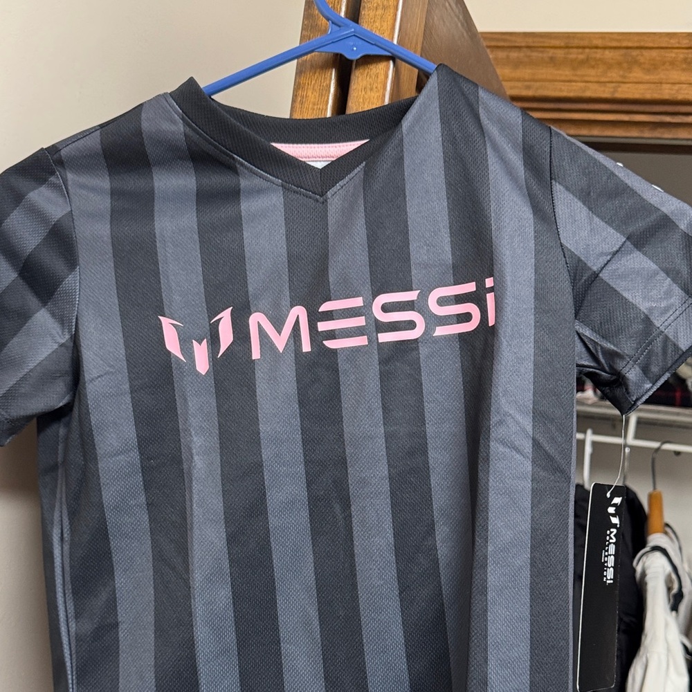 New World Cup Soccer  with tags,Messi Kids Soccer Striped Black and Pink Jersey